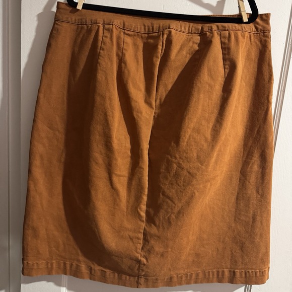 C‎ Est. 1946 Denim Skirt Women's Size 18W Orange Button Up Pockets Pre-owned - Picture 3 of 6